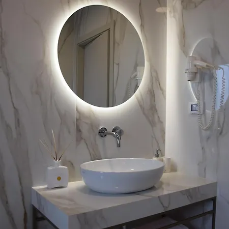 4r Royal Rojnic 1 Apartment