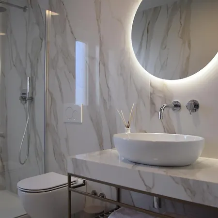 4r Royal Rojnic 1 Apartment
